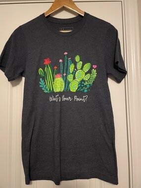 Lulu ❤️ Mac Graphic Cactus Tee - "What's Your Point?" Size Small Super Soft